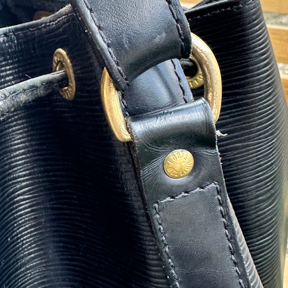 LOUIS VUITTON Epi Noe Shoulder Bag Black M44002 LV Auth 100845 - Picture 8 of 16